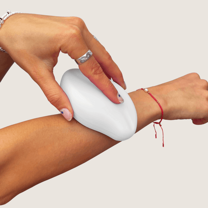 GET SMOOTH PAINLESS! - CRYSTAL HAIR ERASER