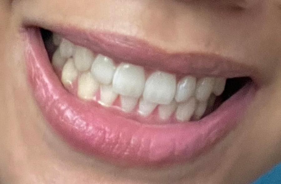 Customer review portrait for purple toothpaste tablets